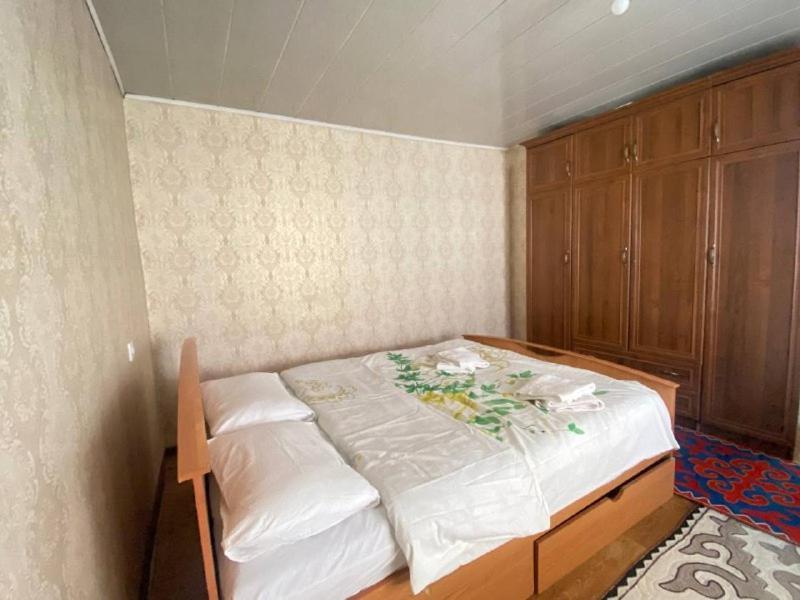 Naryn Guest House 외부 사진