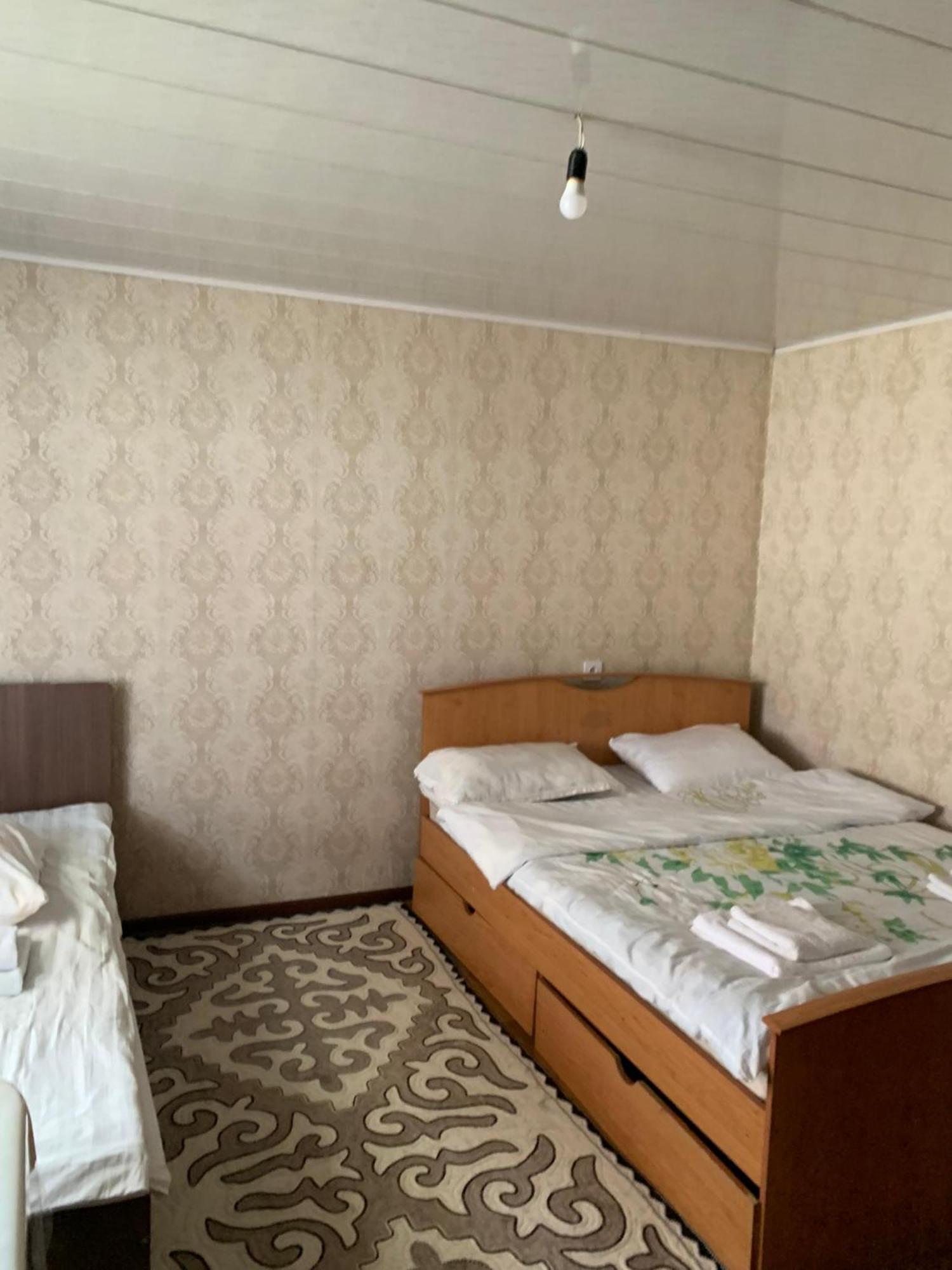 Naryn Guest House 외부 사진